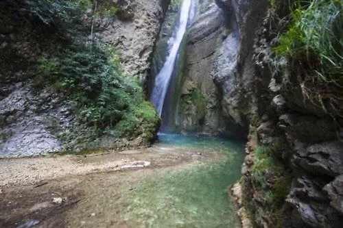 Chabrillan Gite Du Rif Noir